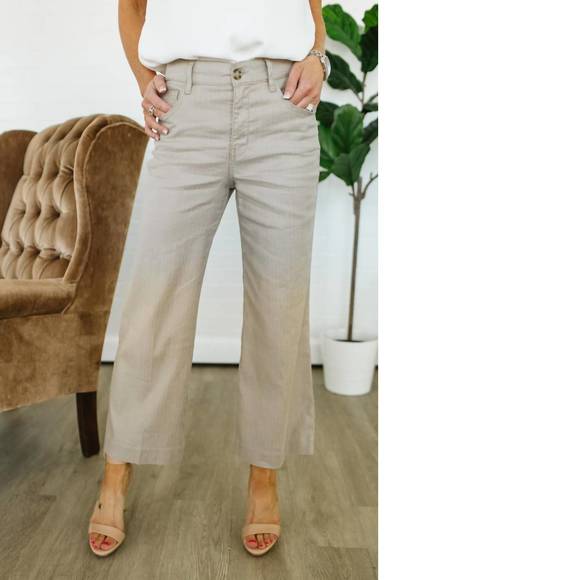 Level99 Pants - Nwt level99 anabelle cropped wide-leg trouser in tan